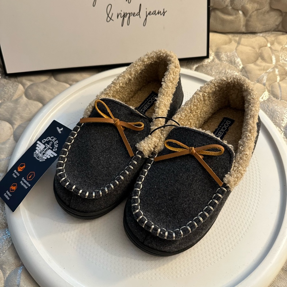 🆕Kid Dockers Slippers - Picture 1 of 14